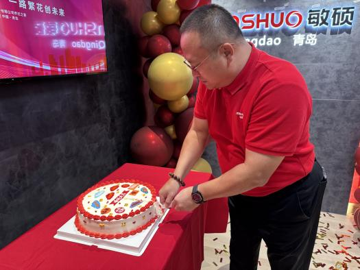 切蛋糕.png 切蛋糕.png